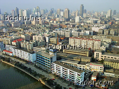 安顺市城区人口_宋晓路 奋力把安顺打造成黔中大地的璀璨明珠(3)